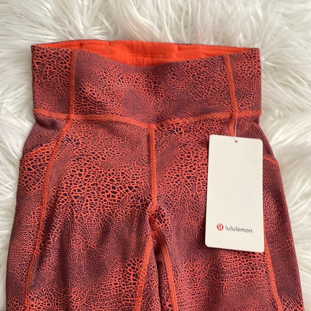 NWT Lululemon Invigorate High Rise Tight 25 Crackle
Glaze Vintage Orange 4
